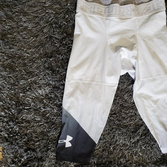 Under Armour Men's White and Black Compression Pants - Picture 3 of 5